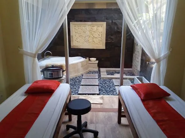 Toyo Magelung Spa And Beauty Salon 2