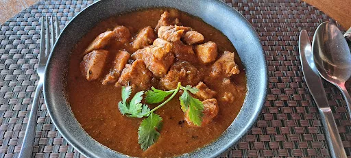 Swan Restaurant Keramas 4