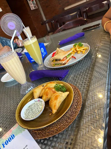 D'Ayodya Restaurant, Pool & Bar 1