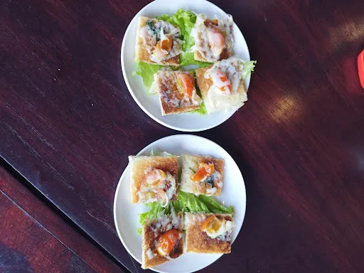 D'Ayodya Restaurant, Pool & Bar 3