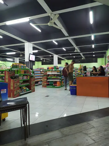 Q mart