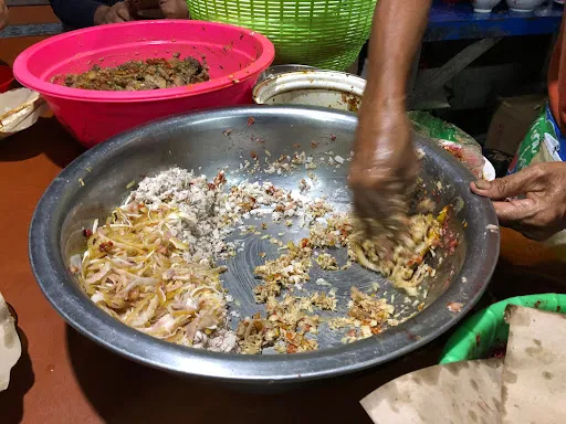 Warung Nasi Lawar Dugong 21 1