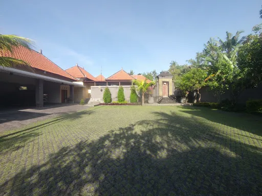 Yana Villas Kemenuh by Pramana 4