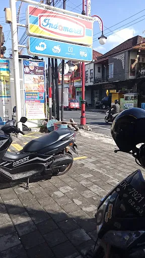 indomaret Mahendradata gianyar 4