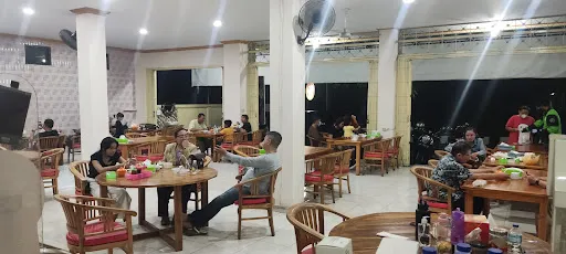 Dharma Giri Restaurant 1