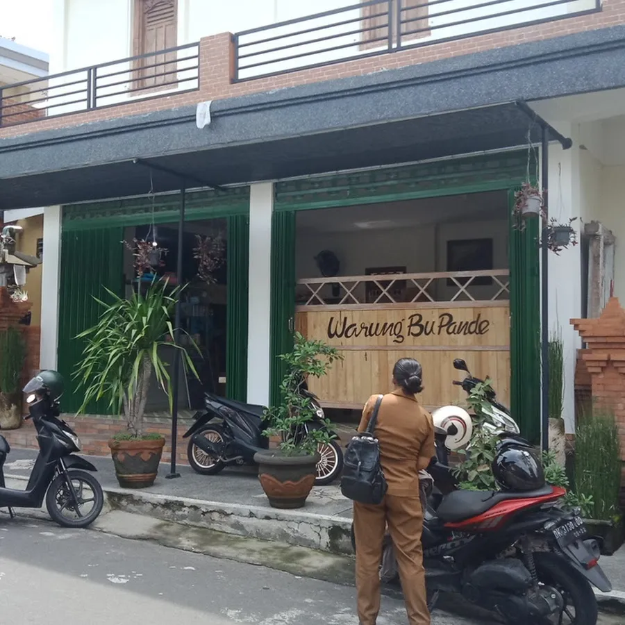 Warung Bu Pande 1