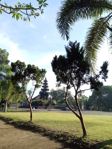Kreta Kirttya Mandala National Heroes Cementery in Gianyar Regency 4