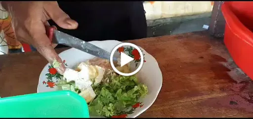 Soto Ayam & Tahu Campur Lamongan Mujirahayu 3