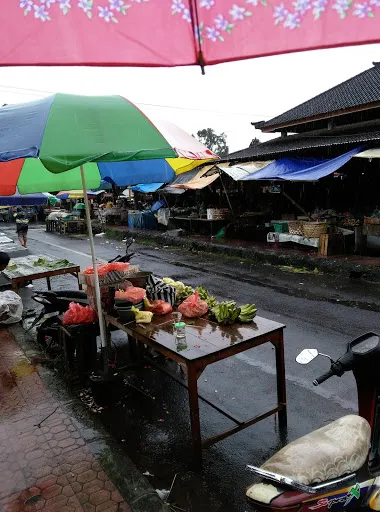 Pasar Tradisional Tusan 2