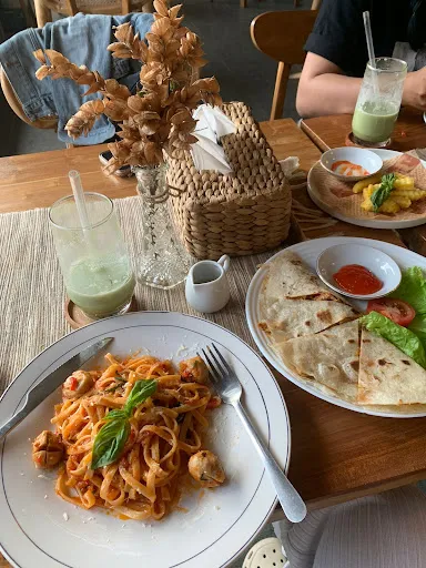 Ning's Coffee & Eatery 2