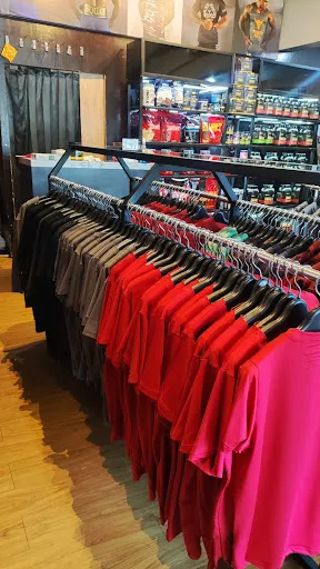 KMCR Gianyar Sport Nutrition & Apparel 4