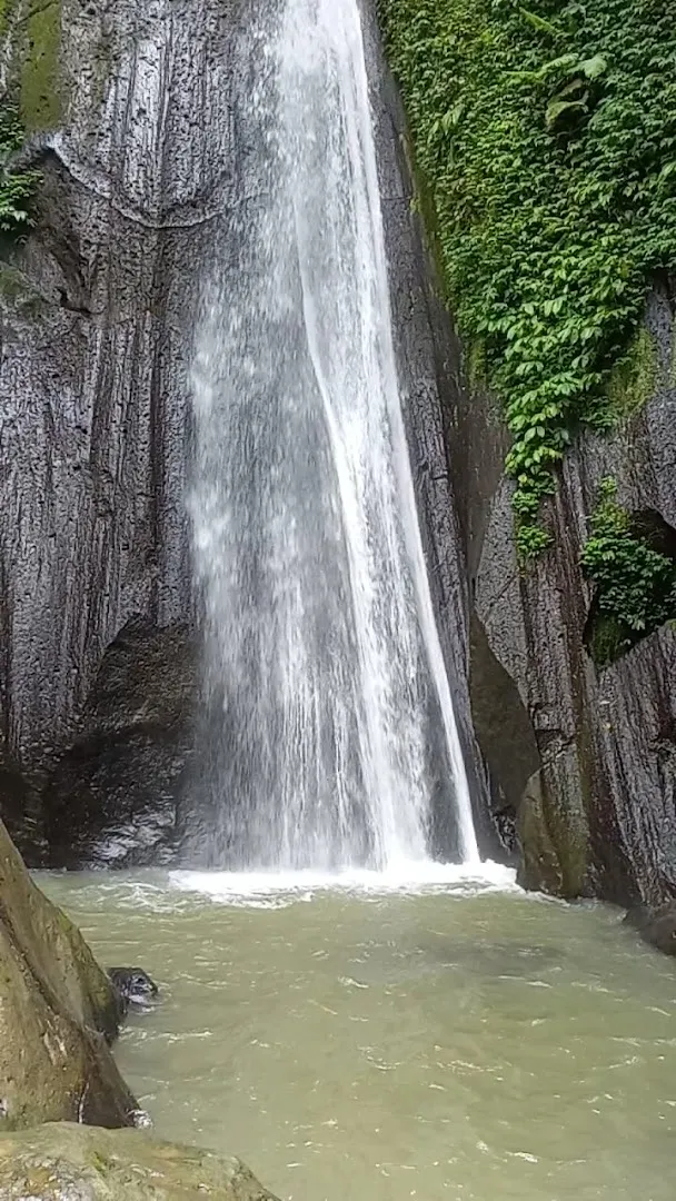 Air Terjun Kuning 1