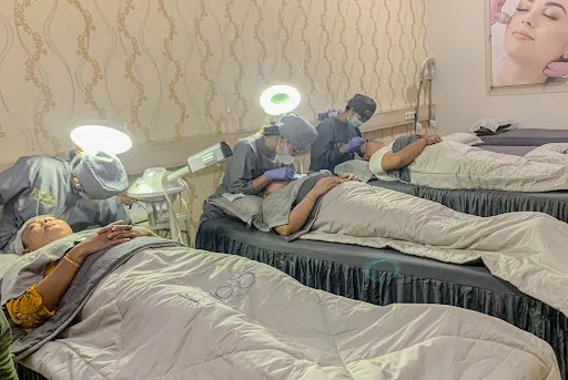 Facial & Skincare (Jealous Beauty Solution) 1