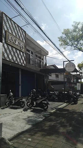 Facial & Skincare (Jealous Beauty Solution) 4