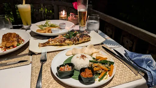 Pakerisan Restaurant 4