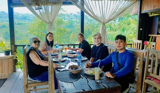 Bali Driver - Tour Guide 1