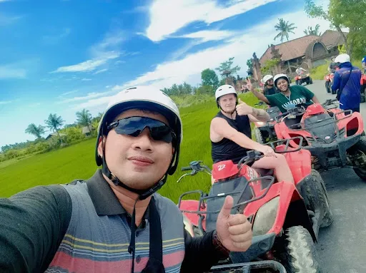 Bali Driver - Tour Guide 4