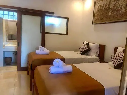 Arsa Wayan Guest House 1
