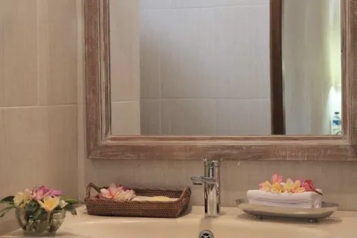 Arsa Wayan Guest House 2
