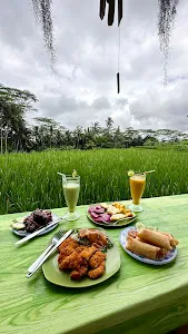 Uma Sari D'warung 1