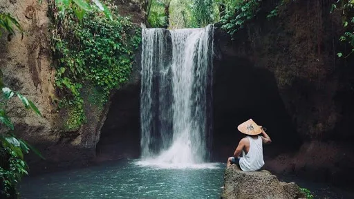 Suwat Waterfall 1