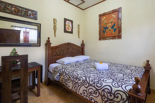 Nuaja Balinese Guest House 3