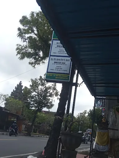 drg .IGA.Agung Putri B. Apsari 1