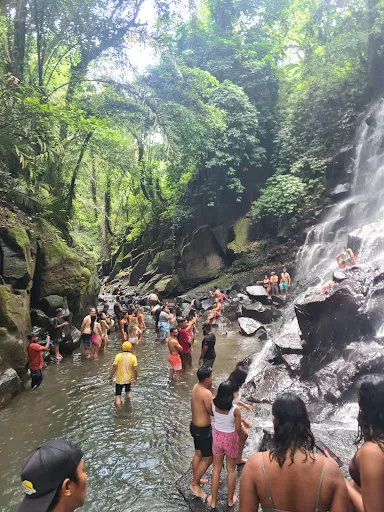 Kanto Lampo Waterfall 4