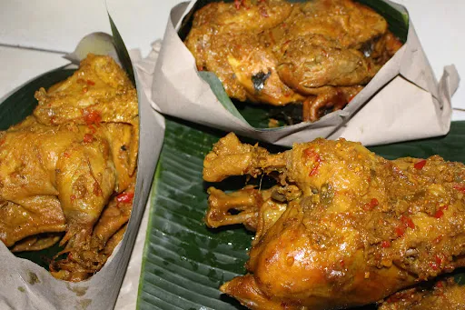 Warung Keruyuk Food And Drink 2