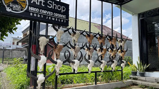Tindik Bali Art Shop 1