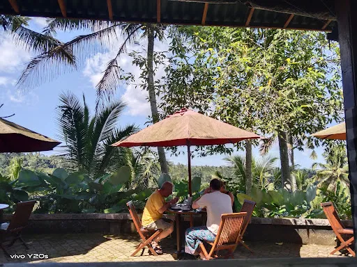 Kafe Kawi 4