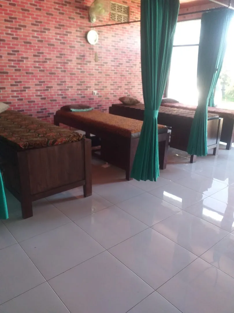 Massage SRI BEAUTY SALON 3