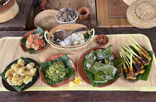 BETUTU KEREN PAK RIZAL(local resto) 4