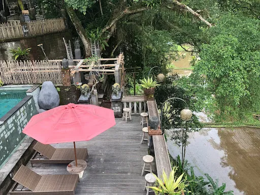Collina Kawi Restaurant 1