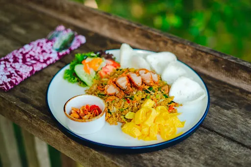 Collina Kawi Restaurant 4