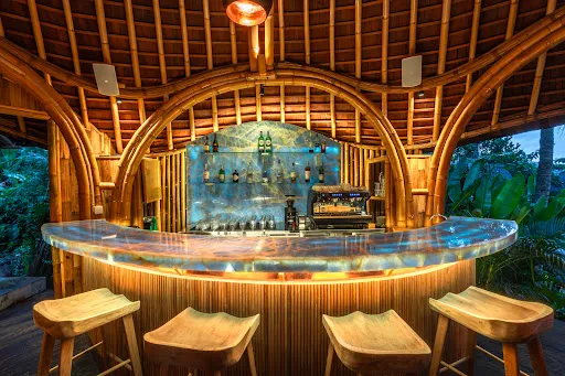 Maniq Restaurant 2