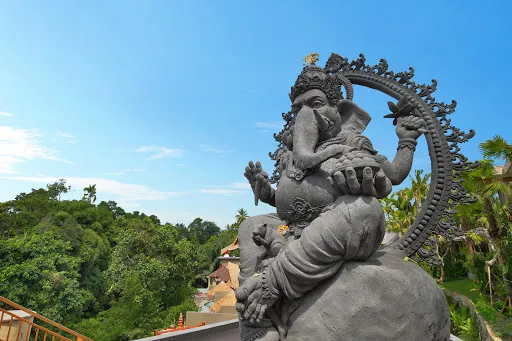 Ganapati Bar and Lounge Ubud 3
