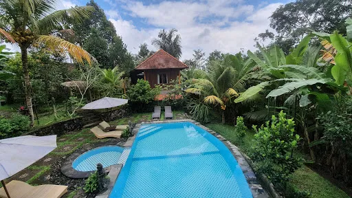 Khrisna Hs and Cottages 2
