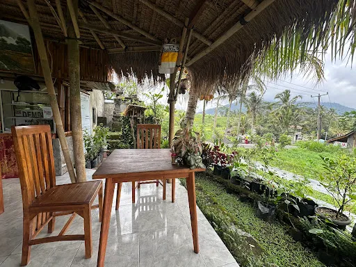 WARUNG PURIASIH SIDEMEN 1