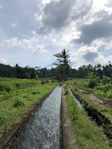 Pucak Luah Santi Tracking 1