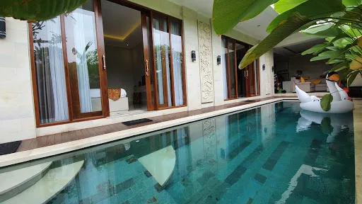 Nana Villas Sidemen 2