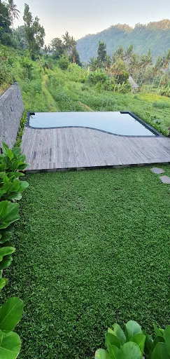 Nana Villas Sidemen 3