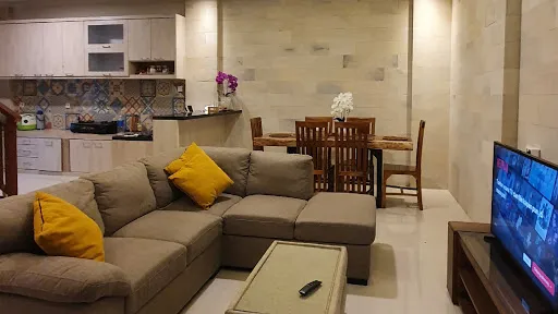 Nana Villas Sidemen 4