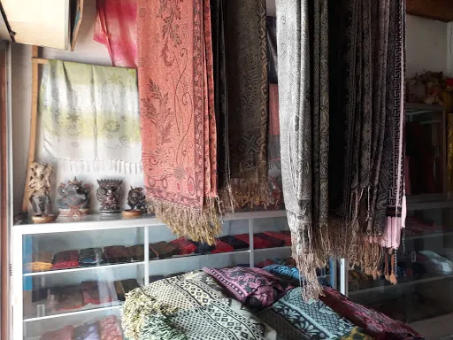 KUPU-KUPU (traditional weaving songket) 3