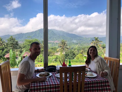 WARUNG NYOMAN 2