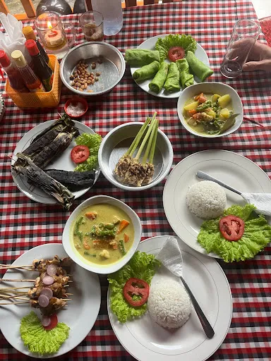 Wayaan Tebola cooking class and eatery 2