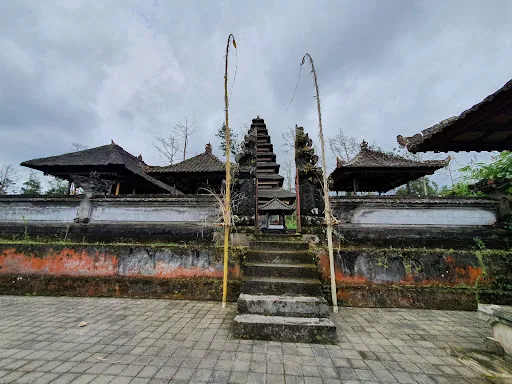 Pura Peninjoan 1