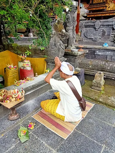 Kahyangan Jagat Kancing Gumi 3