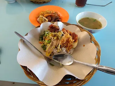 Warung Makan Alami 3