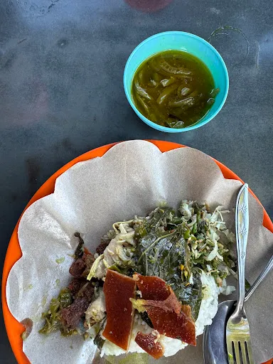 Babi Guling Men Gareng 1